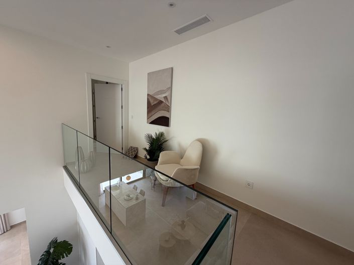 Image No.44-3 Bed Villa for sale