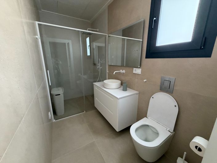 Image No.49-3 Bed Villa for sale