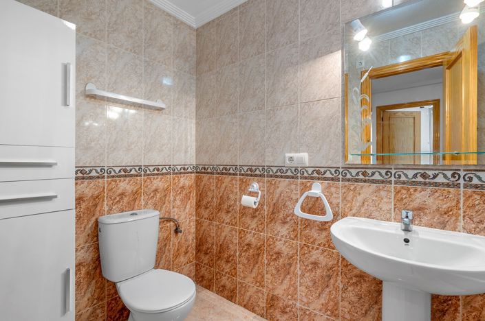 Image No.15-2 Bed Apartment for sale