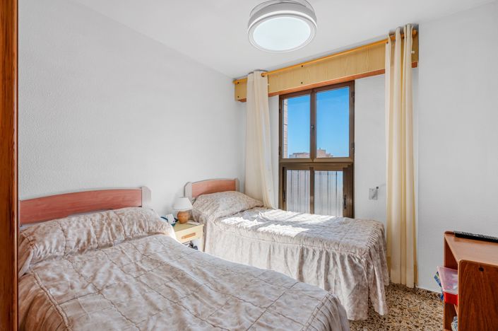 Image No.13-3 Bed Apartment for sale