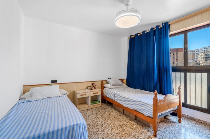 Image No.15-3 Bed Apartment for sale