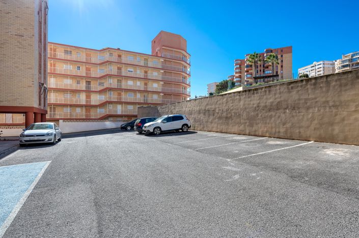 Image No.26-3 Bed Apartment for sale