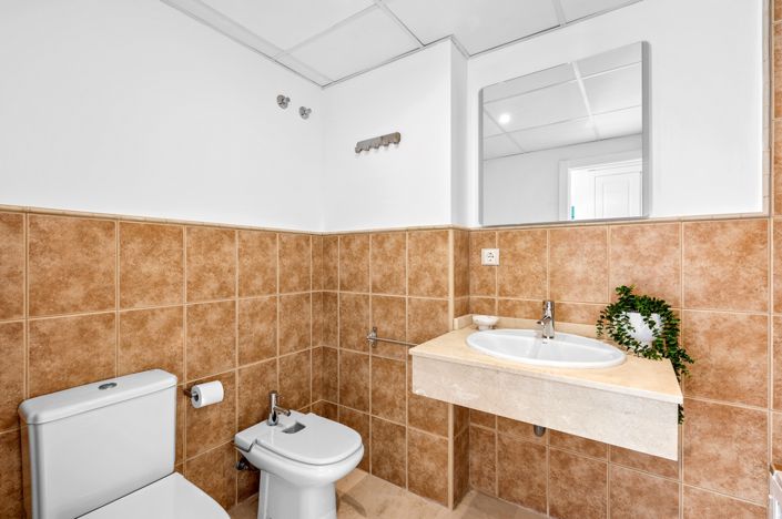 Image No.22-1 Bed Apartment for sale