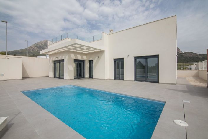 Image No.2-3 Bed Villa for sale