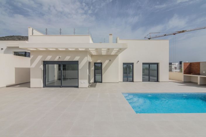 Image No.4-3 Bed Villa for sale