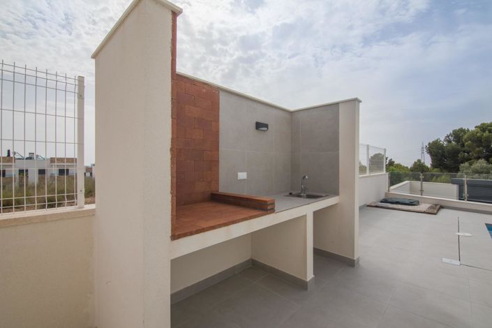 Image No.9-3 Bed Villa for sale