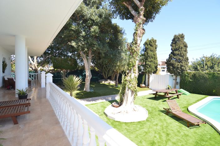 Image No.3-4 Bed Villa for sale