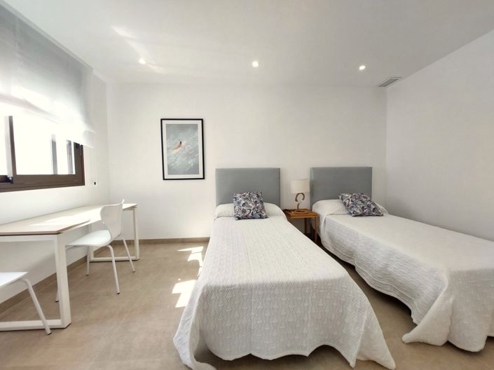 Image No.17-3 Bed Villa for sale