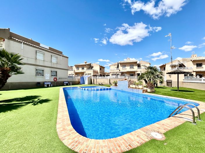 Image No.29-2 Bed Apartment for sale
