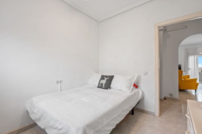 Image No.15-2 Bed Apartment for sale