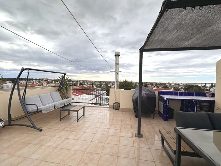 Image No.15-2 Bed Apartment for sale