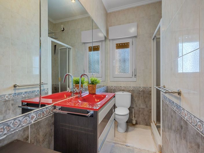 Image No.41-4 Bed Villa for sale