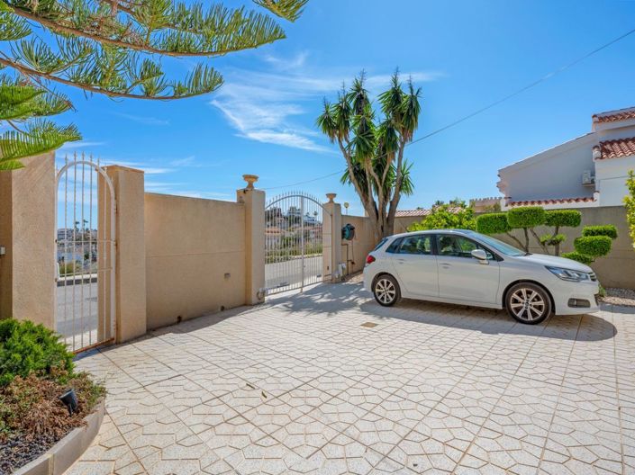 Image No.5-4 Bed Villa for sale