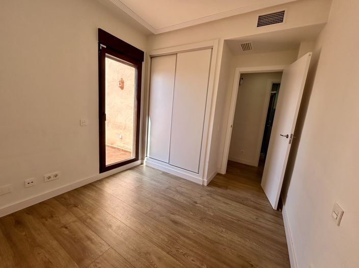 Image No.16-3 Bed Apartment for sale