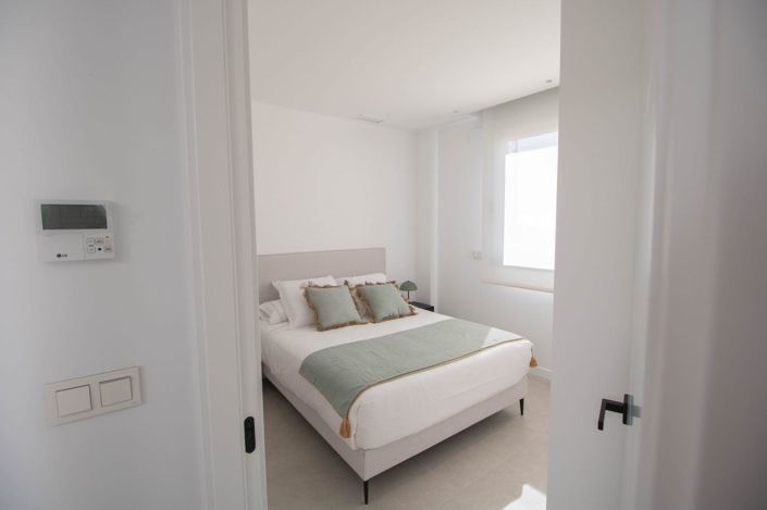Image No.40-3 Bed Villa for sale