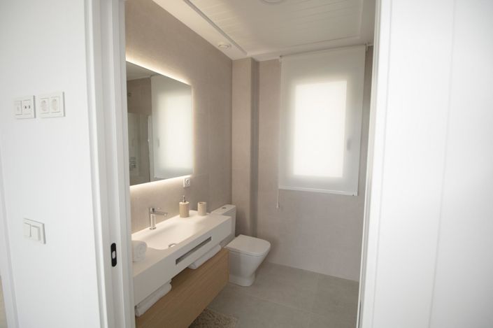 Image No.43-3 Bed Villa for sale