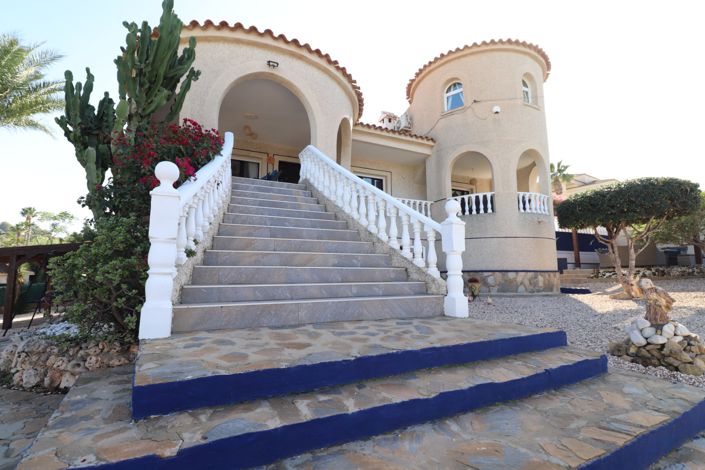 Image No.47-5 Bed Villa for sale
