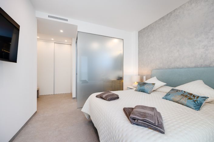 Image No.17-2 Bed Apartment for sale