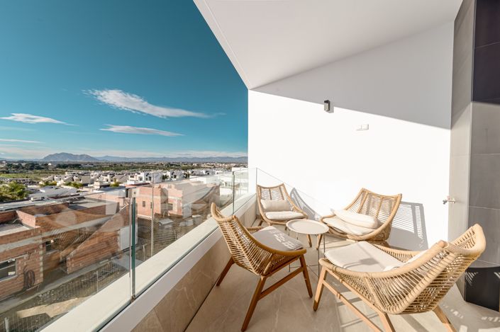 Image No.5-2 Bed Apartment for sale