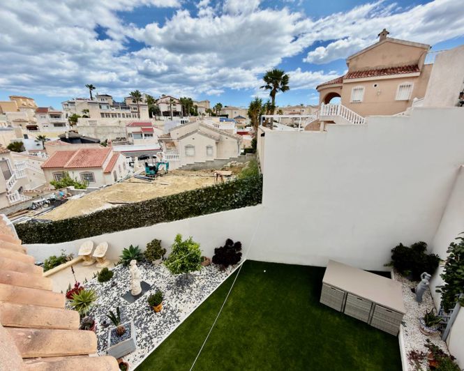Image No.25-3 Bed Villa for sale