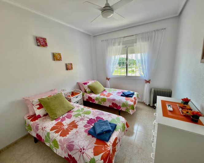 Image No.5-2 Bed Apartment for sale