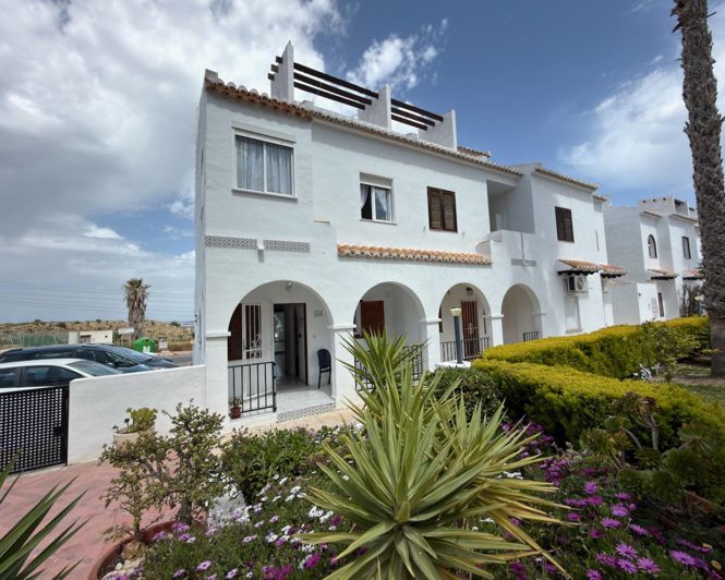 Image No.2-2 Bed Villa for sale