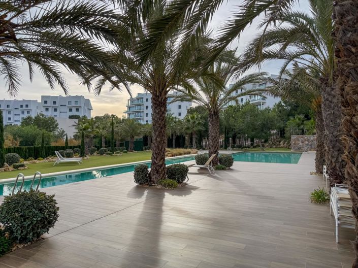 Image No.26-3 Bed Apartment for sale