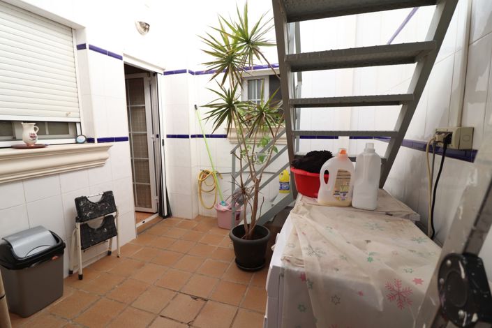 Image No.28-3 Bed Villa for sale