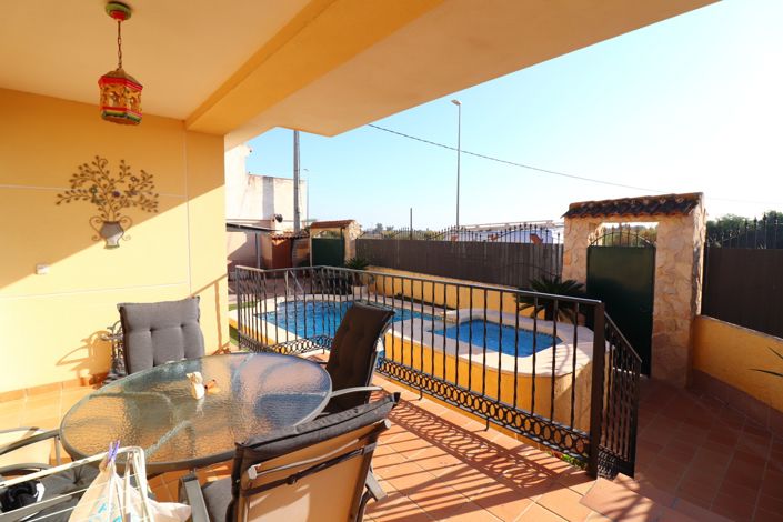 Image No.3-3 Bed Villa for sale