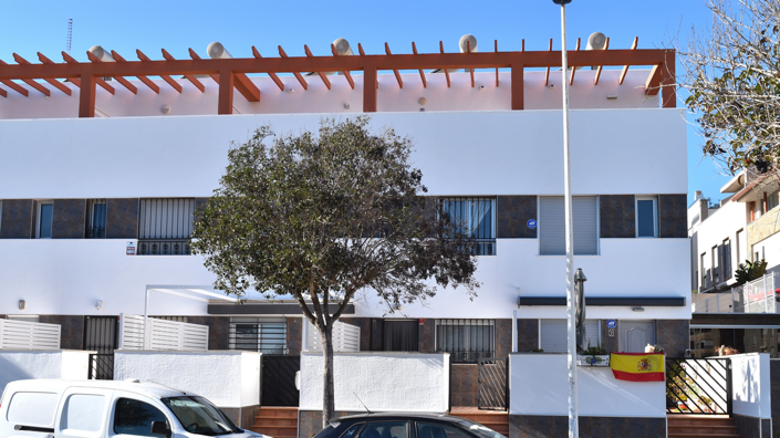 Image No.31-3 Bed Townhouse for sale