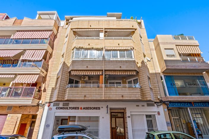 Image No.30-3 Bed Apartment for sale