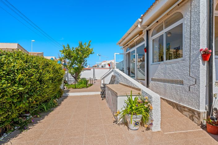 Image No.32-3 Bed Villa for sale