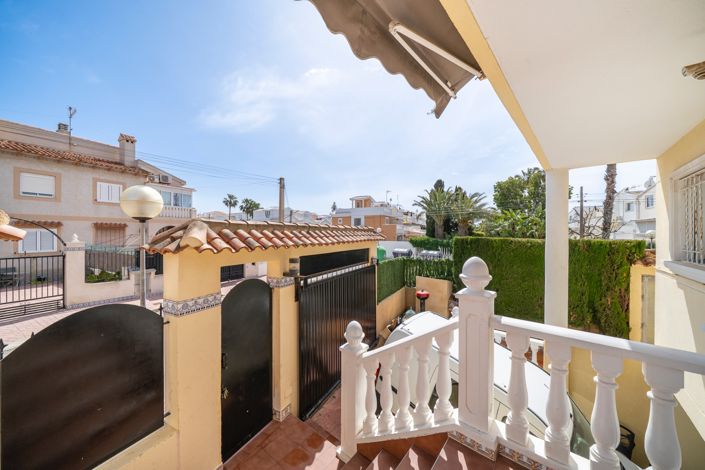 Image No.39-4 Bed Townhouse for sale