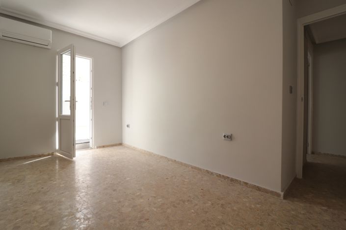 Image No.12-3 Bed Apartment for sale