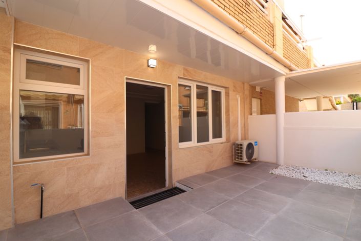 Image No.17-3 Bed Apartment for sale