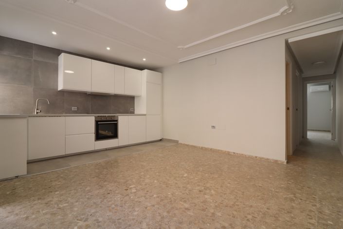 Image No.3-3 Bed Apartment for sale