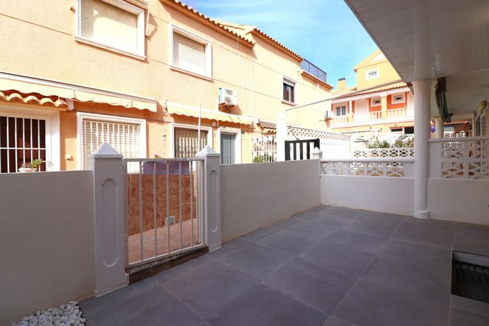 Image No.4-3 Bed Apartment for sale