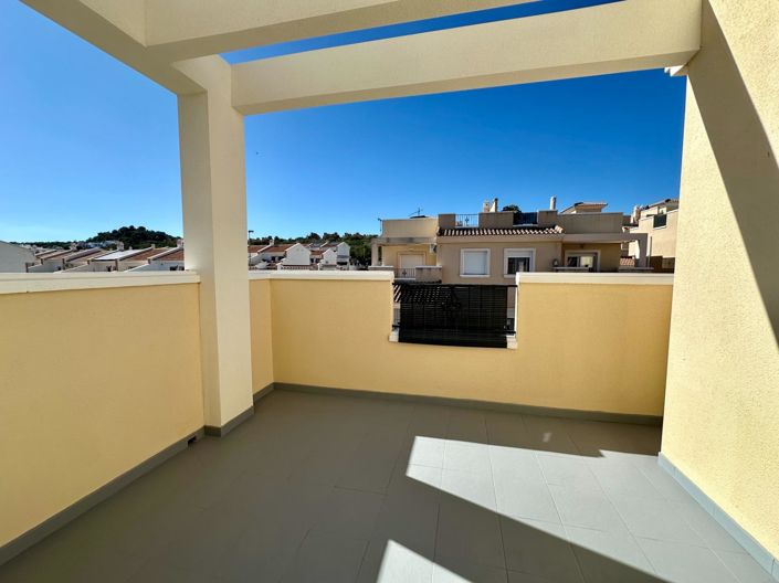 Image No.13-4 Bed Property for sale