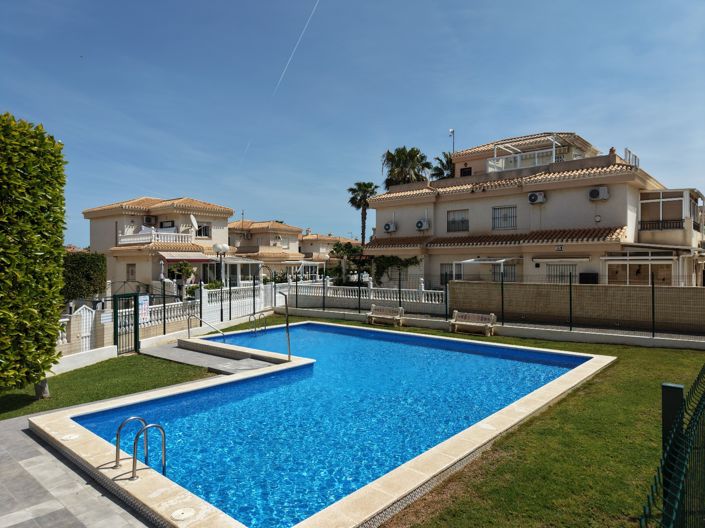 Image No.2-3 Bed Property for sale