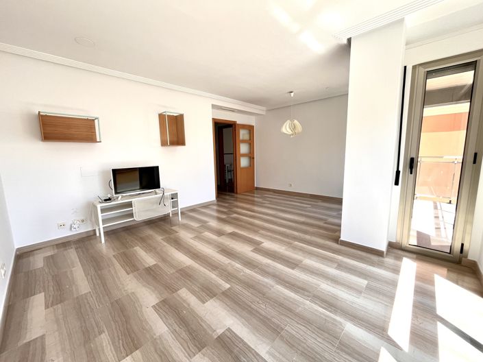 Image No.5-4 Bed Apartment for sale