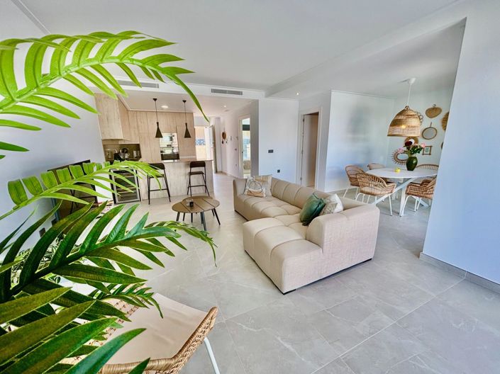Image No.2-3 Bed Villa for sale