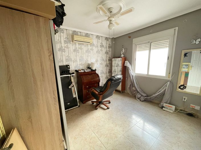 Image No.14-5 Bed Villa for sale