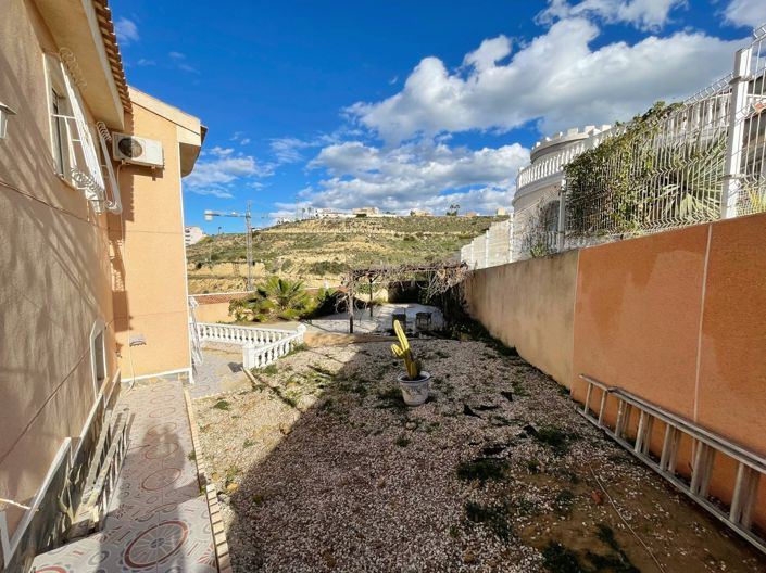 Image No.25-5 Bed Villa for sale