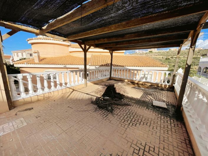 Image No.32-5 Bed Villa for sale