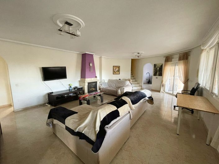 Image No.8-5 Bed Villa for sale