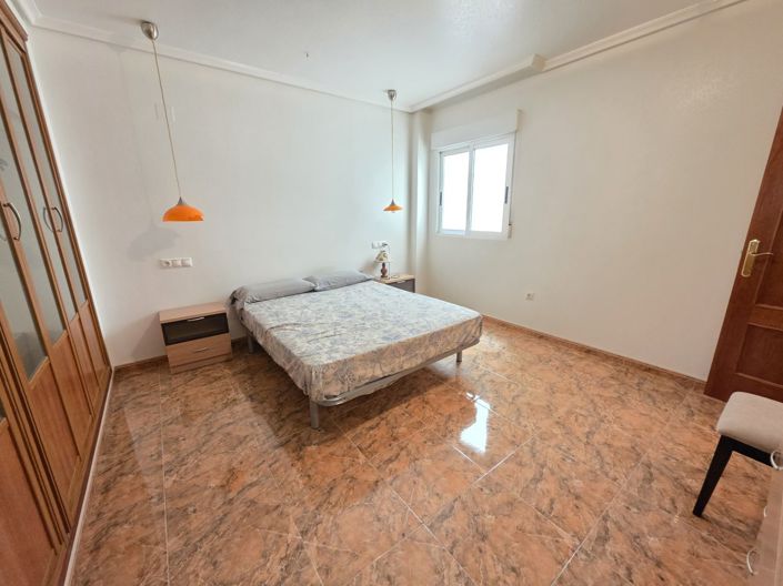 Image No.19-2 Bed Apartment for sale
