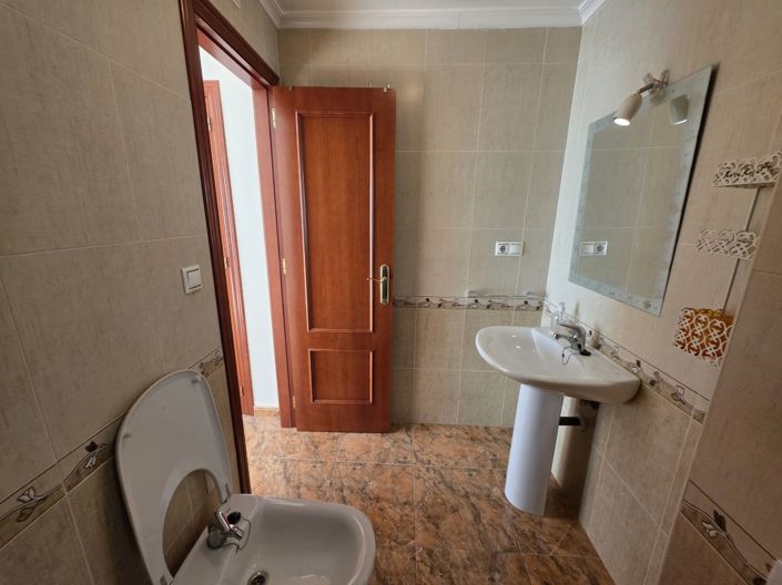 Image No.24-2 Bed Apartment for sale