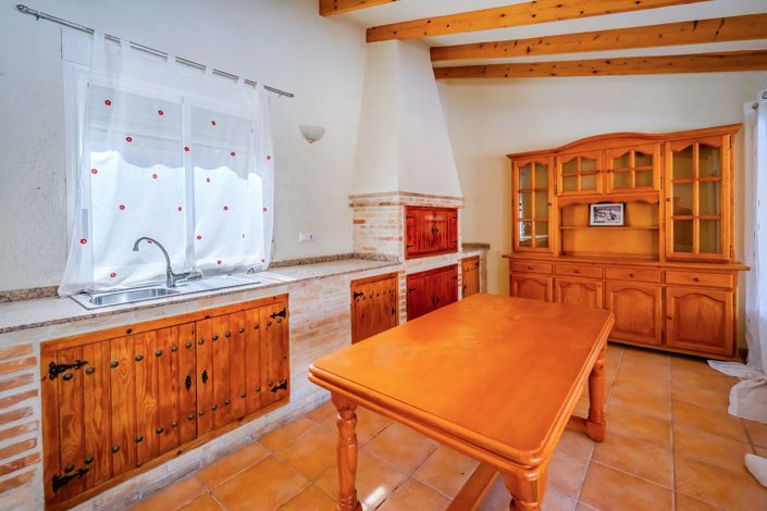 Image No.54-5 Bed Country Property for sale