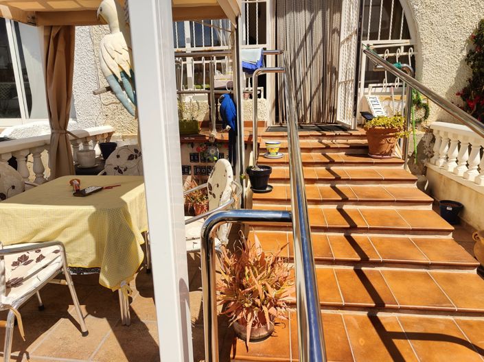 Image No.11-1 Bed Townhouse for sale