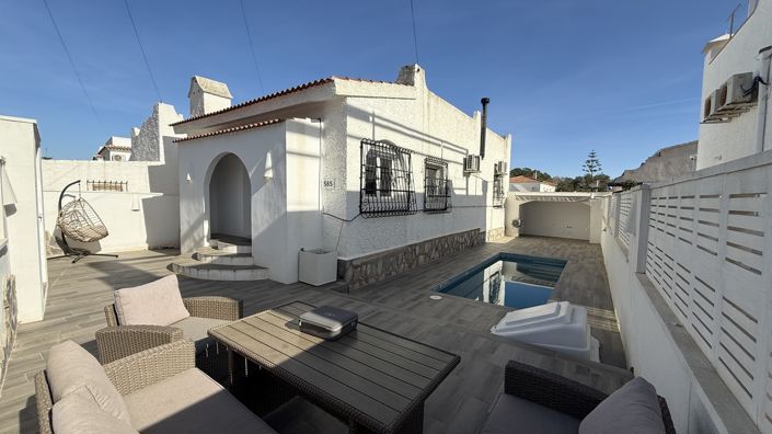 Detached Villa in Villamartin